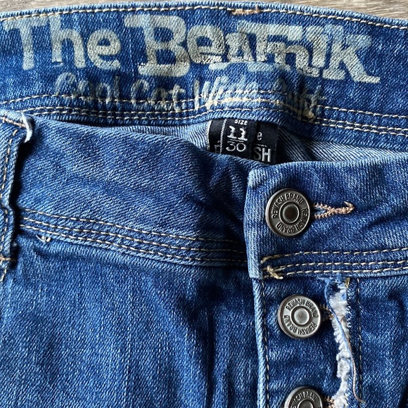 Rewash The Beatnik Destructed Cuffed Capri Jeans - Picture 4 of 4